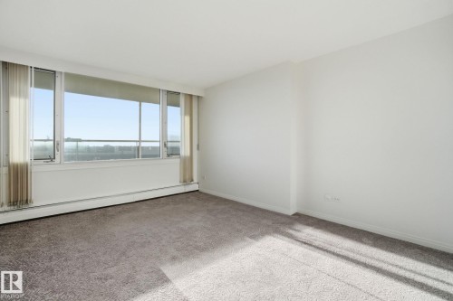 802 11920 100 Avenue, Edmonton, AB - Indoor Photo Showing Other Room