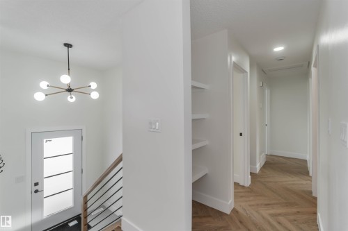 10309 167A Avenue, Edmonton, AB - Indoor Photo Showing Other Room