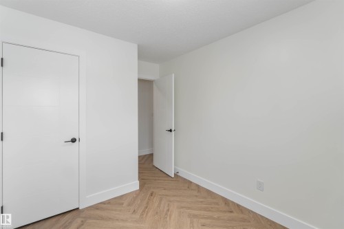 10309 167A Avenue, Edmonton, AB - Indoor Photo Showing Other Room