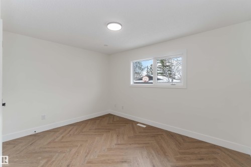 10309 167A Avenue, Edmonton, AB - Indoor Photo Showing Other Room