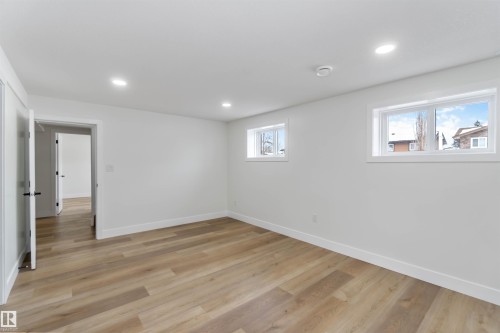 10309 167A Avenue, Edmonton, AB - Indoor Photo Showing Other Room