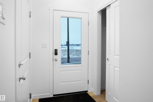 29 1430 Aster Way, Edmonton, AB - Indoor Photo Showing Other Room