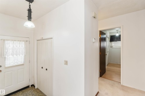 4130 134A Avenue, Edmonton, AB - Indoor Photo Showing Other Room