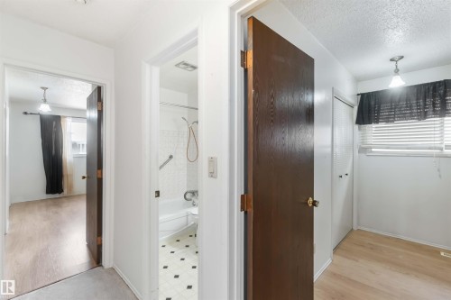 4130 134A Avenue, Edmonton, AB - Indoor Photo Showing Other Room