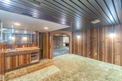 4130 134A Avenue, Edmonton, AB - Indoor Photo Showing Other Room