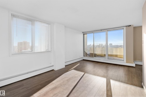 1401 9816 112 Street, Edmonton, AB - Indoor Photo Showing Other Room