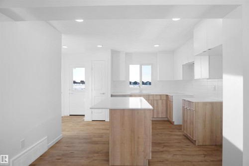 174 Ficus, Fort Saskatchewan, AB - Indoor Photo Showing Kitchen