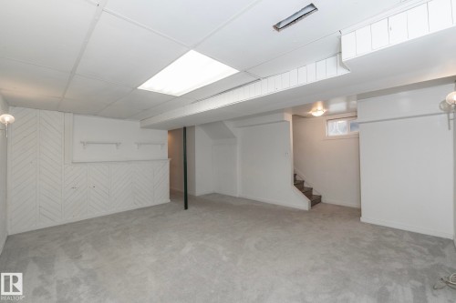 10514 153 Street, Edmonton, AB - Indoor