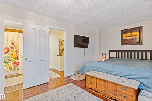 7923 178 Street, Edmonton, AB - Indoor Photo Showing Bedroom