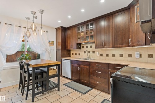 7923 178 Street, Edmonton, AB - Indoor Photo Showing Other Room