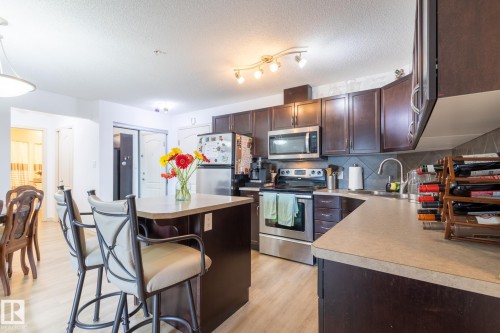5951 165 Avenue, Edmonton, AB - Indoor Photo Showing Kitchen With Stainless Steel Kitchen