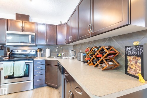 5951 165 Avenue, Edmonton, AB - Indoor Photo Showing Kitchen With Stainless Steel Kitchen