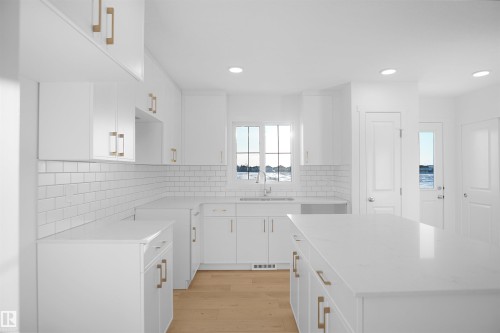 65 Sienna Boulevard, Fort Saskatchewan, AB - Indoor Photo Showing Kitchen