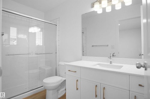 65 Sienna Boulevard, Fort Saskatchewan, AB - Indoor Photo Showing Bathroom