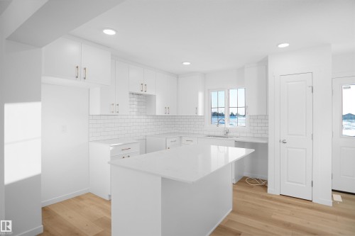 65 Sienna Boulevard, Fort Saskatchewan, AB - Indoor Photo Showing Kitchen