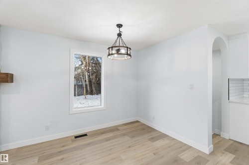 15016 57 Street, Edmonton, AB - Indoor Photo Showing Other Room