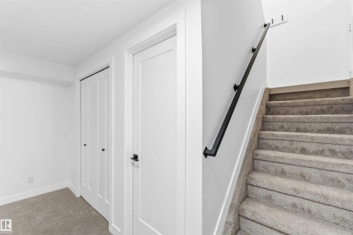 15016 57 Street, Edmonton, AB - Indoor Photo Showing Other Room