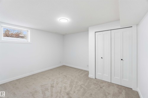 15016 57 Street, Edmonton, AB - Indoor Photo Showing Other Room