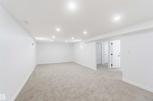 15016 57 Street, Edmonton, AB - Indoor Photo Showing Other Room