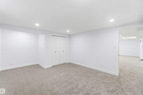 15016 57 Street, Edmonton, AB - Indoor