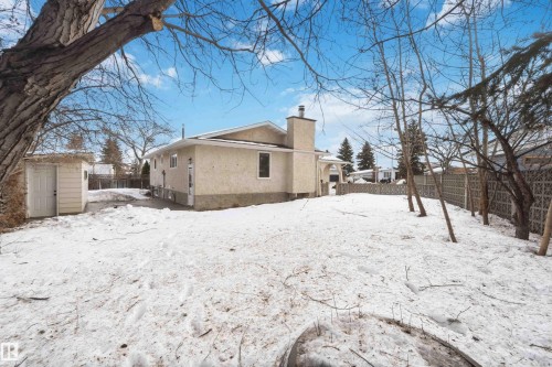 15016 57 Street, Edmonton, AB - Outdoor