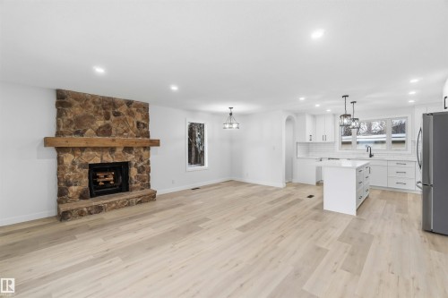 15016 57 Street, Edmonton, AB - Indoor With Fireplace
