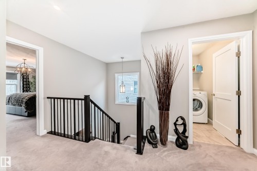 7014 170A Avenue, Edmonton, AB - Indoor Photo Showing Other Room