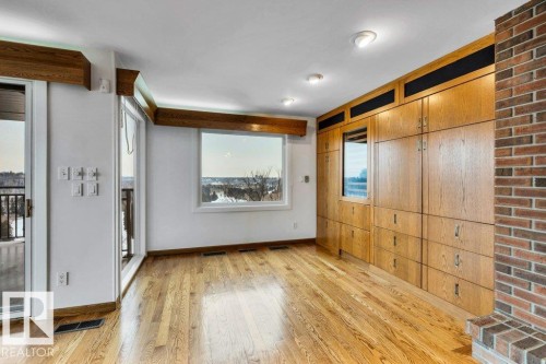 3 9804 112 Street, Edmonton, AB - Indoor Photo Showing Other Room