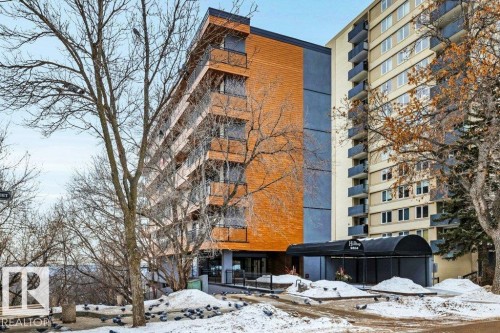 3 9804 112 Street, Edmonton, AB - Outdoor