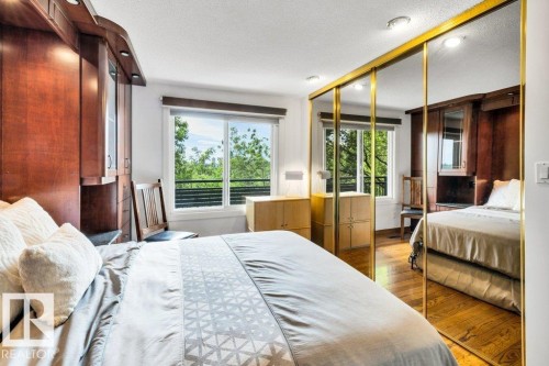 3 9804 112 Street, Edmonton, AB - Indoor Photo Showing Bedroom
