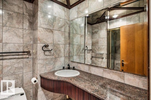 3 9804 112 Street, Edmonton, AB - Indoor Photo Showing Bathroom