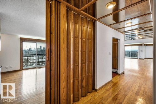 3 9804 112 Street, Edmonton, AB - Indoor Photo Showing Other Room