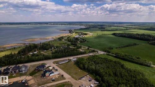 209 3410 Ste. Anne Trail, Rural Lac Ste. Anne County, AB 