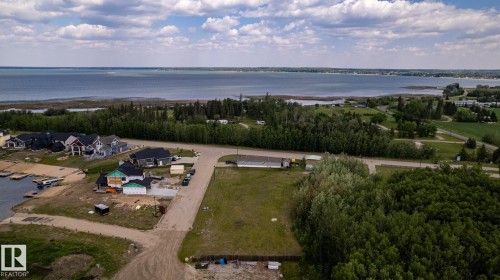 209 3410 Ste. Anne Trail, Rural Lac Ste. Anne County, AB 