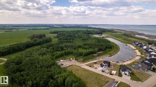 209 3410 Ste. Anne Trail, Rural Lac Ste. Anne County, AB 