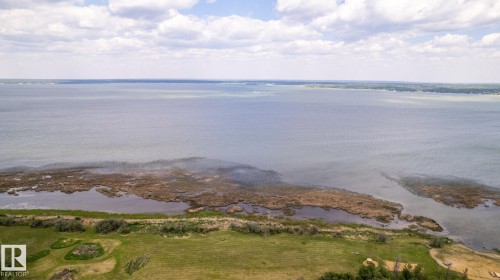 209 3410 Ste. Anne Trail, Rural Lac Ste. Anne County, AB 