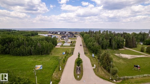 209 3410 Ste. Anne Trail, Rural Lac Ste. Anne County, AB 