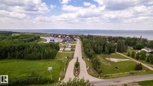 209 3410 Ste. Anne Trail, Rural Lac Ste. Anne County, AB 