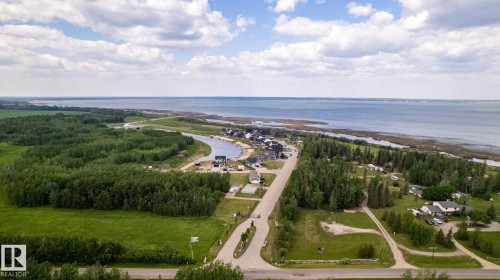 209 3410 Ste. Anne Trail, Rural Lac Ste. Anne County, AB 