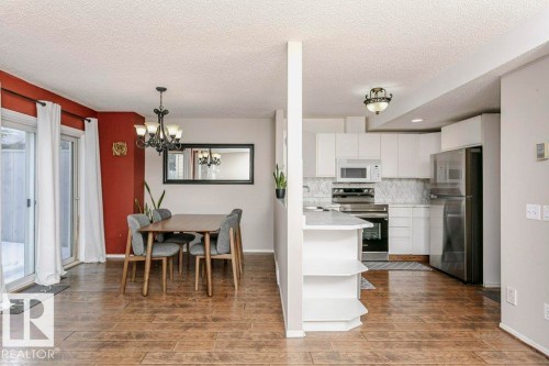3 20 Deerbourne Drive, St. Albert, AB - Indoor