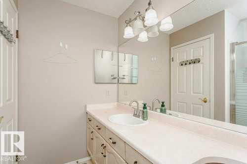 3 20 Deerbourne Drive, St. Albert, AB - Indoor Photo Showing Bathroom