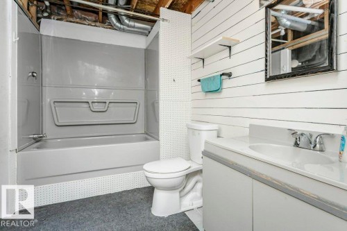 3 20 Deerbourne Drive, St. Albert, AB - Indoor