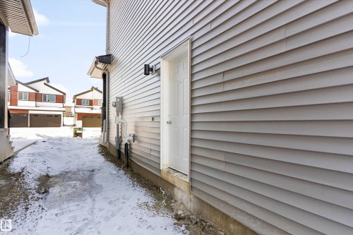 748 Astoria Way, Devon, AB - Outdoor