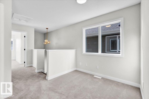 1316 Keswick Drive, Edmonton, AB - Indoor Photo Showing Other Room