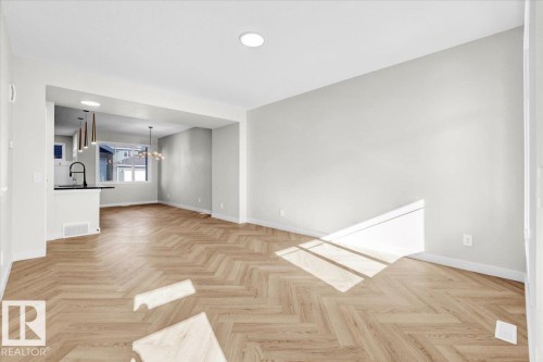 1316 Keswick Drive, Edmonton, AB - Indoor