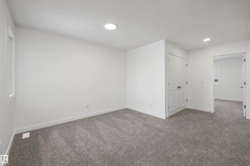 20820 40 Avenue, Edmonton, AB - Indoor Photo Showing Other Room