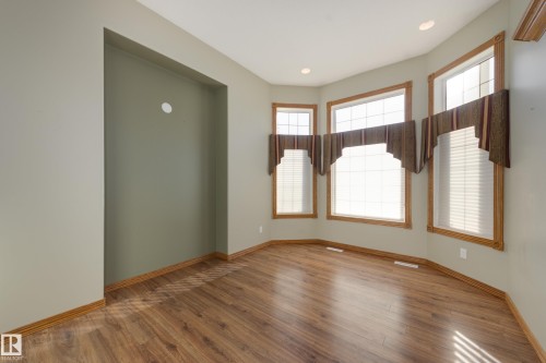 96 Linksview Drive, Spruce Grove, AB - Indoor Photo Showing Other Room