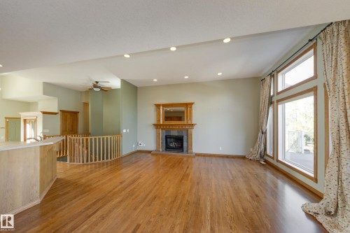 96 Linksview Drive, Spruce Grove, AB - Indoor Photo Showing Living Room With Fireplace