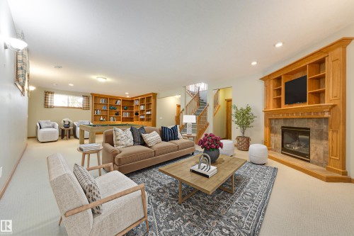 96 Linksview Drive, Spruce Grove, AB - Indoor Photo Showing Living Room With Fireplace