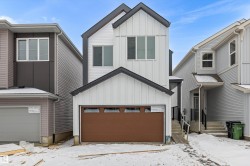 913 19 Avenue  Edmonton, AB T6T 2X4